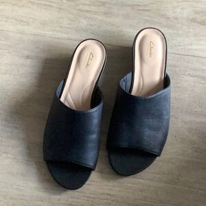 Clarks Women's Black Slide Sandals